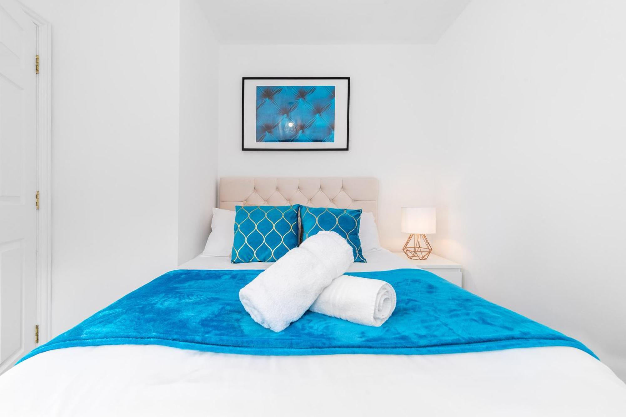 Spacious 2 Bedroom - Parking - Netflix - Wifi - 6cw Apartment Birmingham